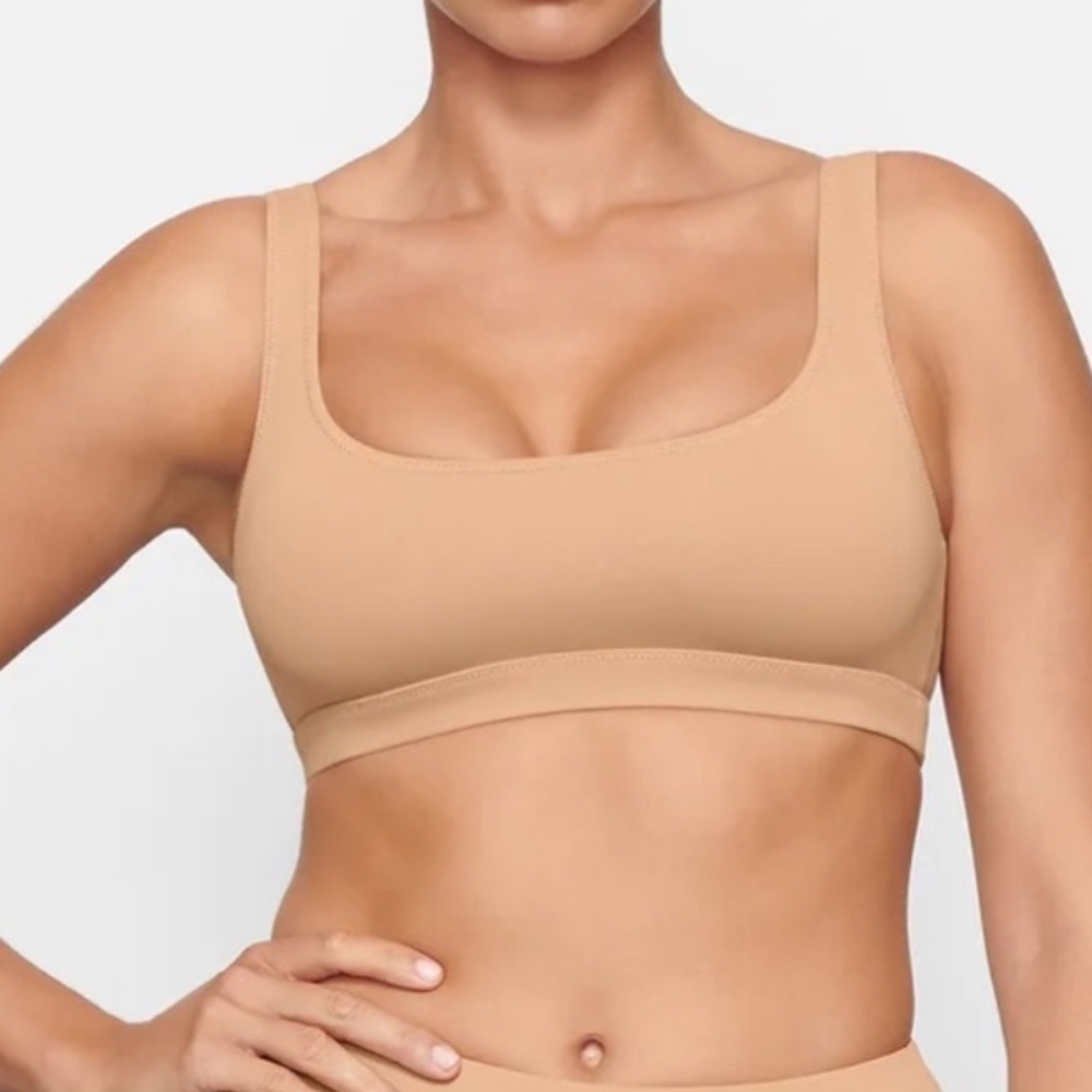 Skims SWIM TANK BIKINI TOP Ochre